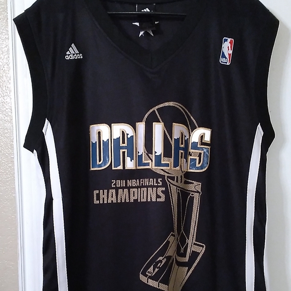 Dirk Nowitzki Dallas Mavericks 2011 Champions Jersey Mens M